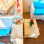 Kharmen A 1565s House With Seaviews * Birgu