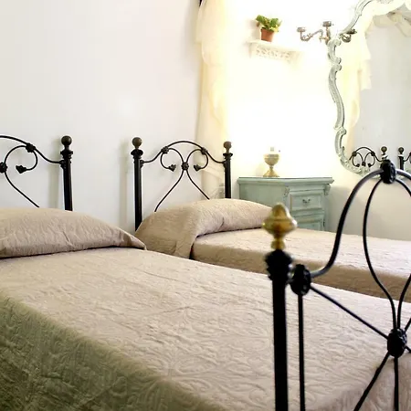 Apartman Kharmen A 1565s House With Seaviews