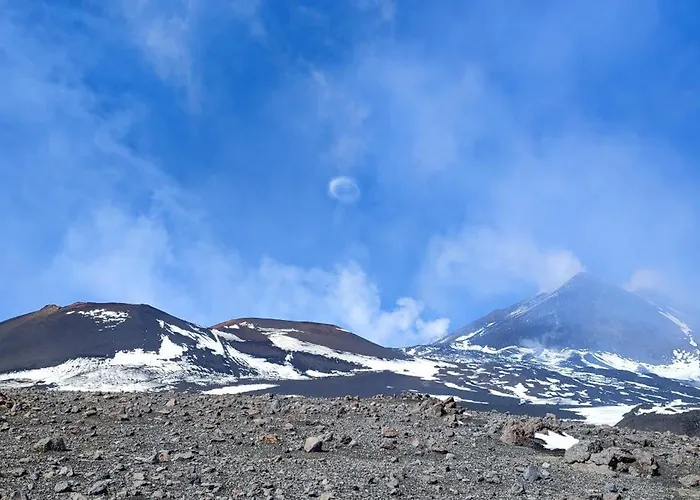 Kharmen A 1565s House With Seaviews *