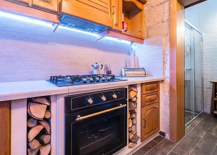 Kharmen A 1565s House With Seaviews 아파트 *