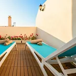 Kharmen A 1565s House With Seaviews Birgu