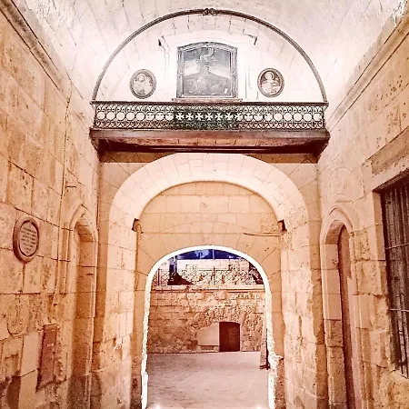 Lejlighed Kharmen A 1565s House With Seaviews Birgu
