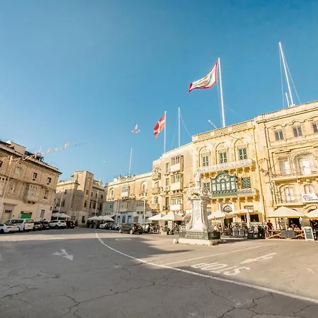 דירה Kharmen A 1565s House With Seaviews