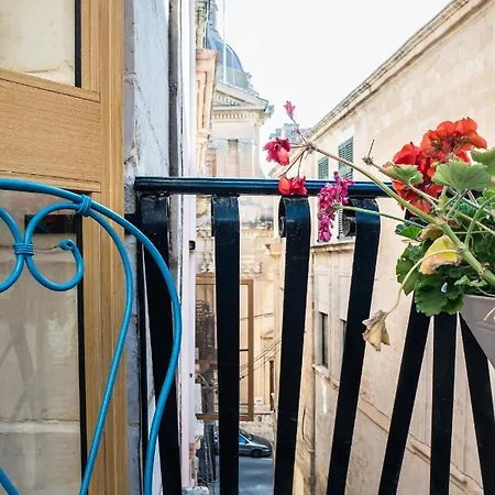 Lejlighed Kharmen A 1565s House With Seaviews Birgu