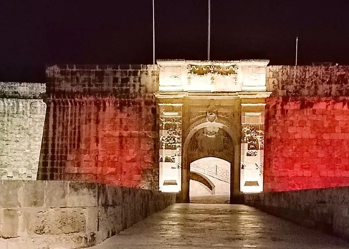 Kharmen A 1565s House With Seaviews Appartement Il-Birgu