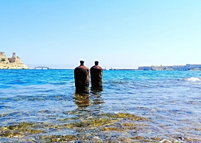 Kharmen A 1565s House With Seaviews Appartement Il-Birgu