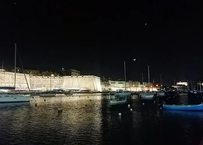 Appartement Kharmen A 1565s House With Seaviews