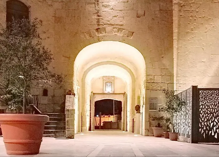 Kharmen A 1565s House With Seaviews *