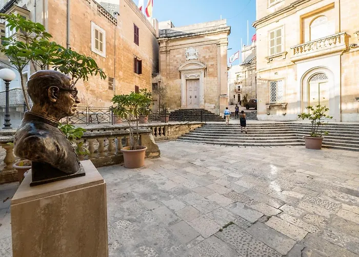 Kharmen A 1565s House With Seaviews Appartement *