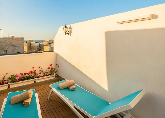 Kharmen A 1565s House With Seaviews Appartement Il-Birgu