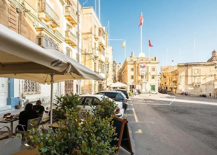 Kharmen A 1565s House With Seaviews Appartement Il-Birgu